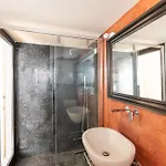 Gold Apartment